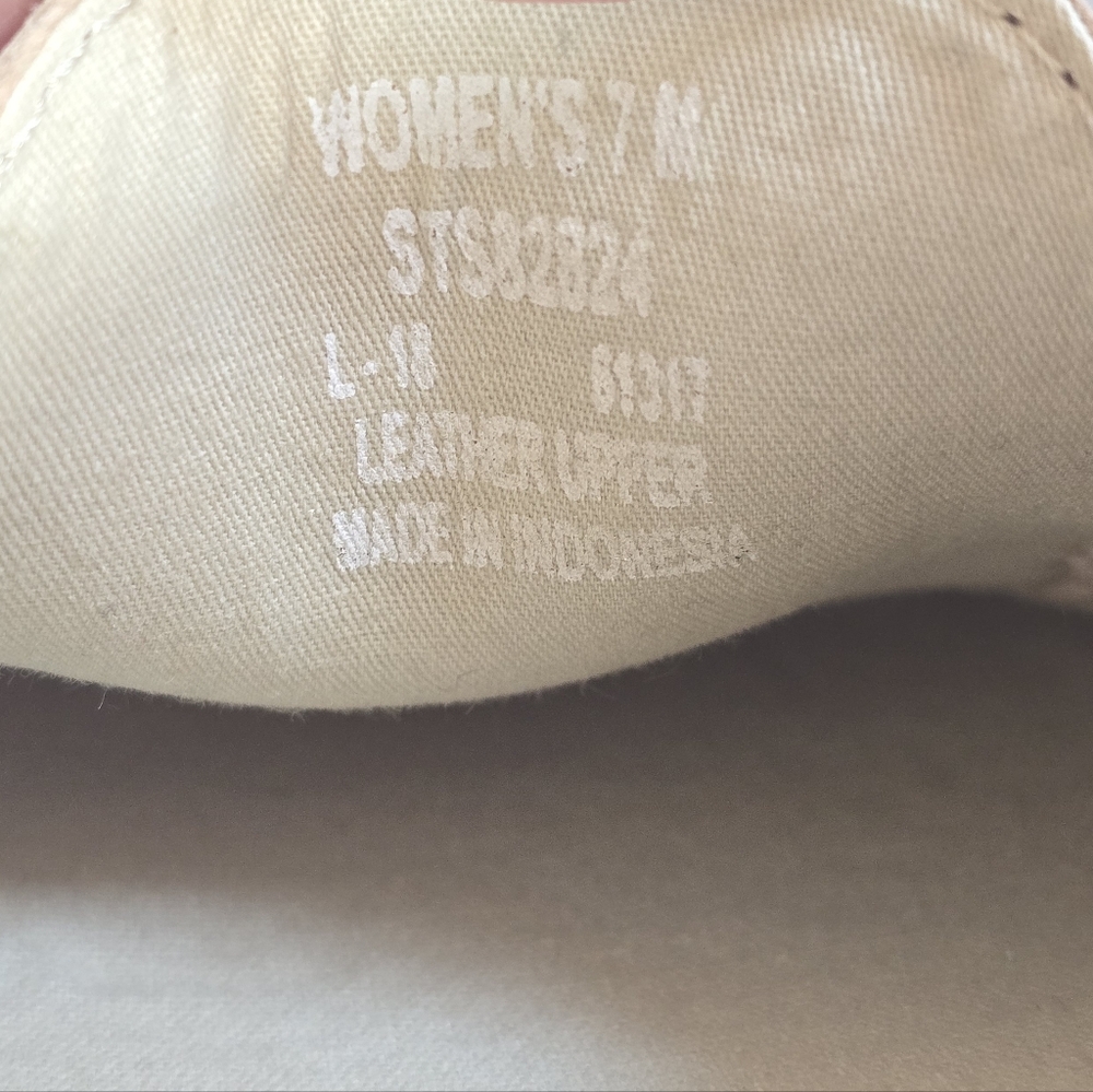 Sperry 2-Eye Metallic Pink Boat Shoes Women's Size 7M - Picture 6 of 8